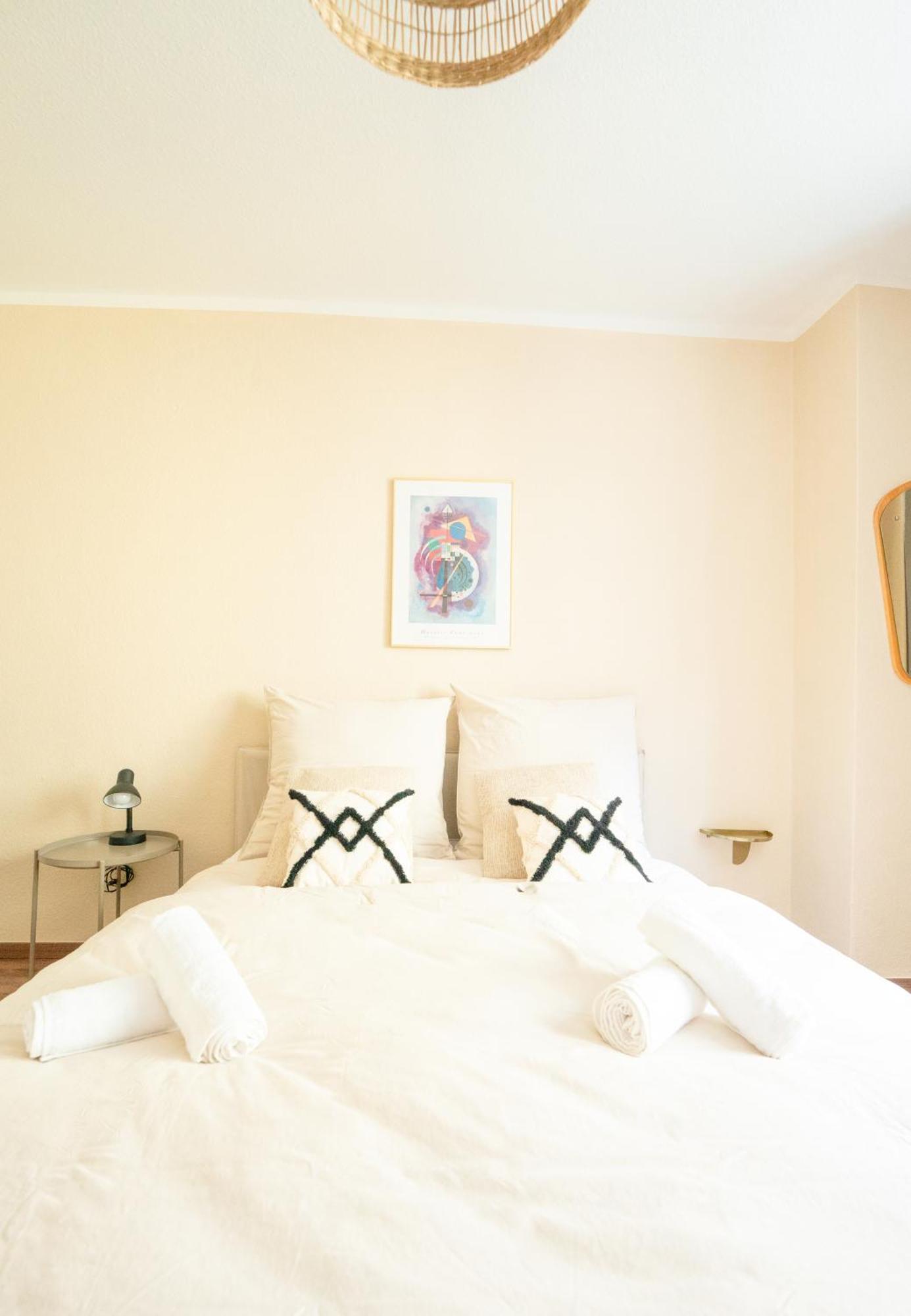 -super Zentrales Zimmer- Direkt An Der Lutter!