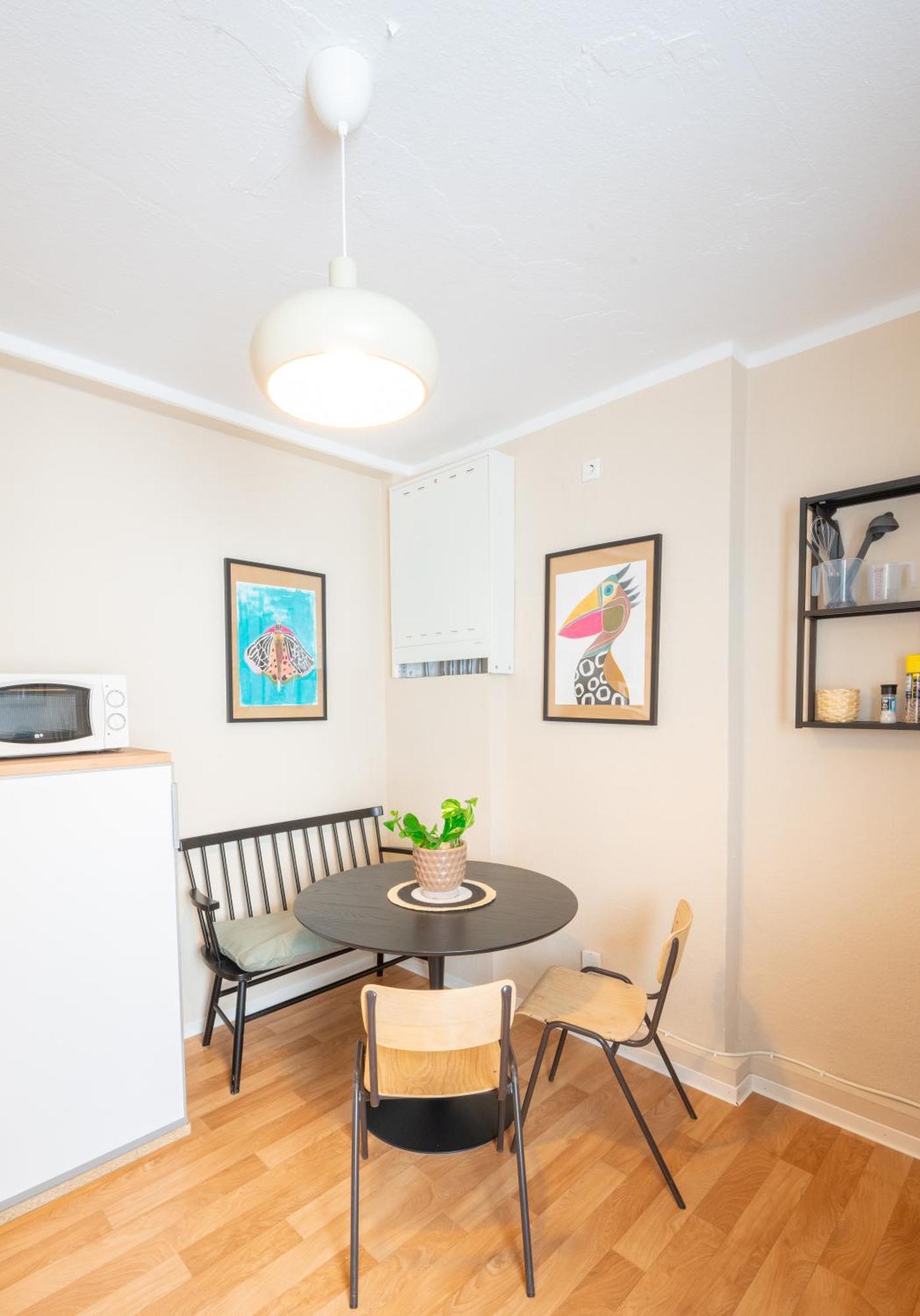 Homestay -super Zentrales Zimmer- Direkt An Der Lutter! Bielefeld