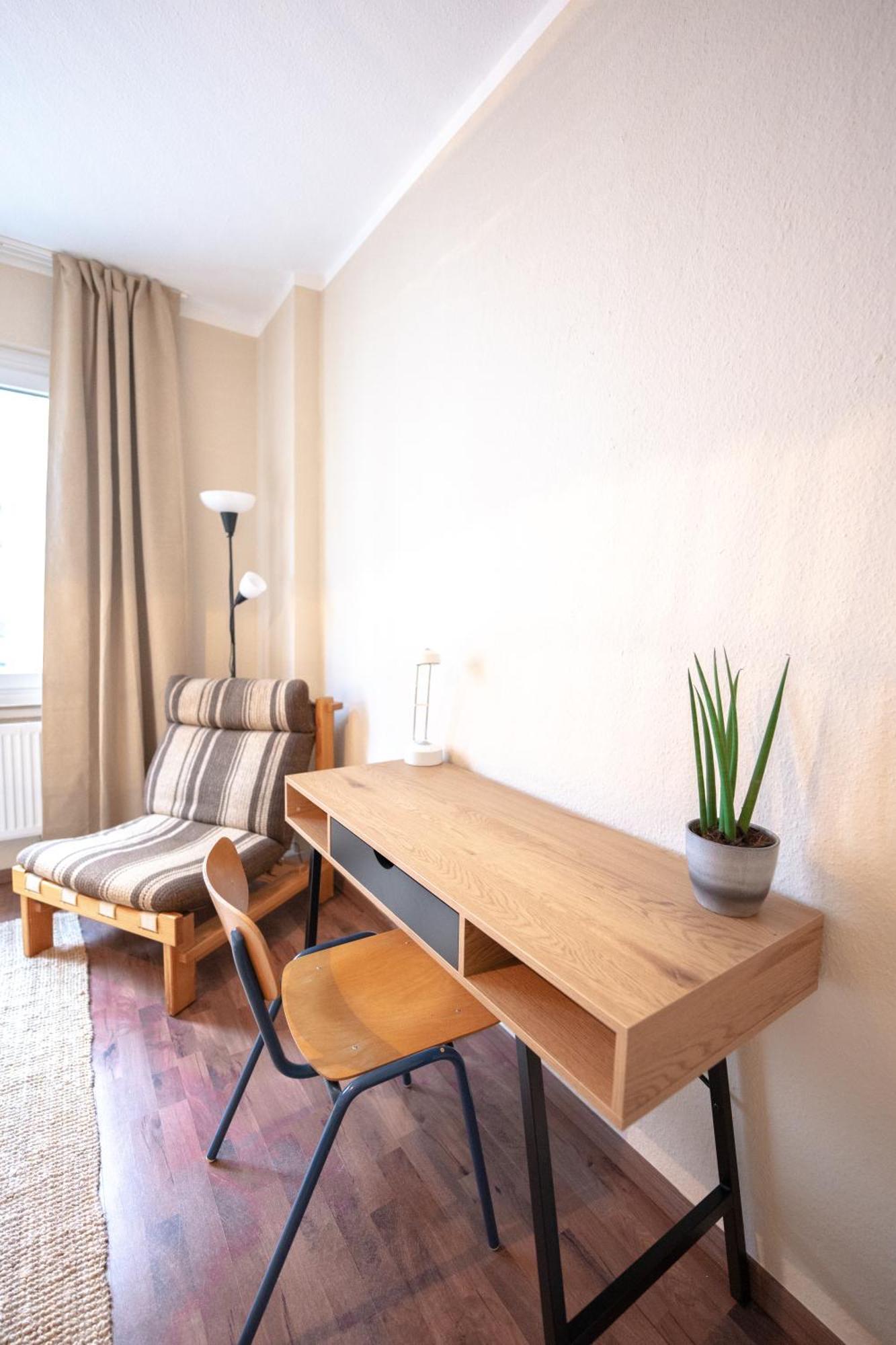 -super Zentrales Zimmer- Direkt An Der Lutter! Homestay Bielefeld